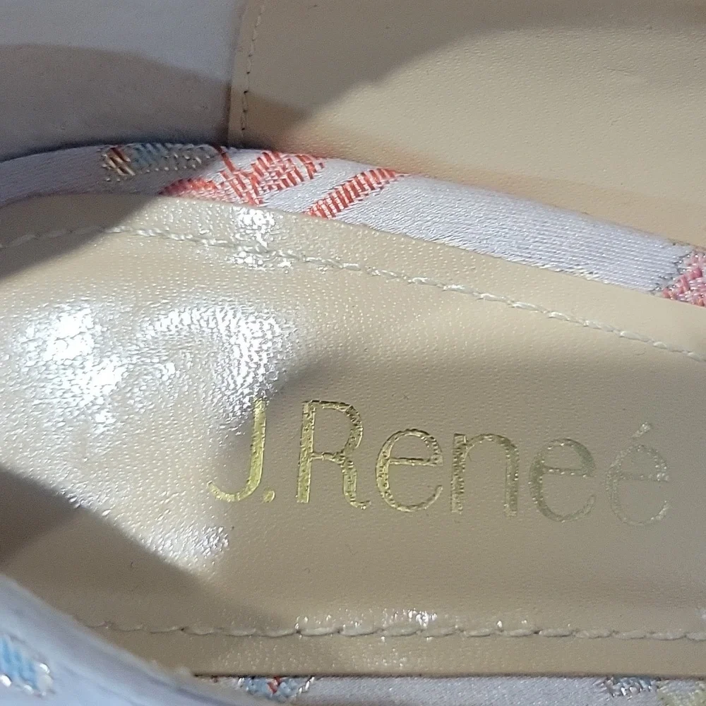 J Renee cream, coral, pumps, size 8 - Picture 3 of 7